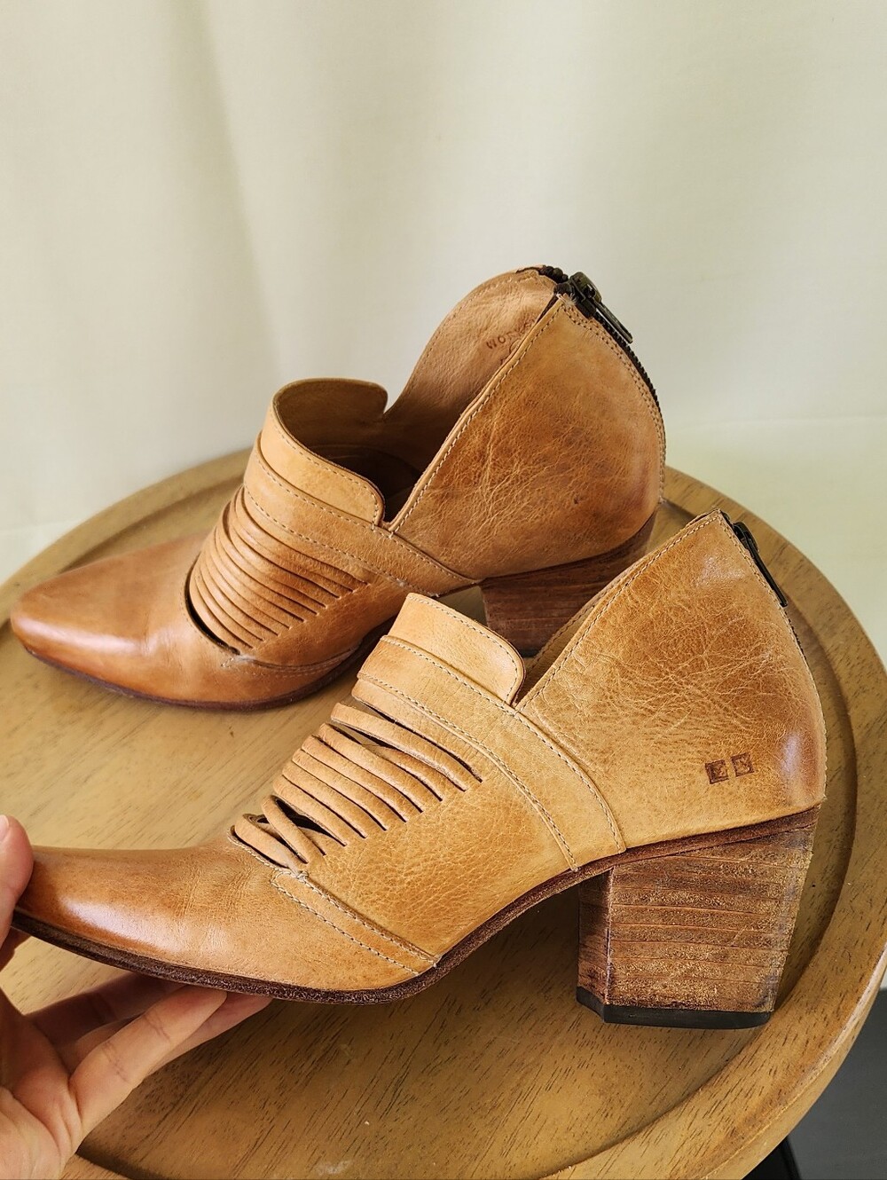 Bed Stu Trough Tan Leather Cutout Block Heel Booties - Picture 2 of 13